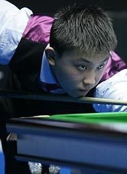 战绩稳居小 战绩稳居小