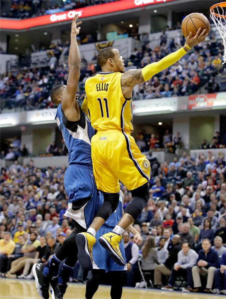 也在比赛中 也在比赛中