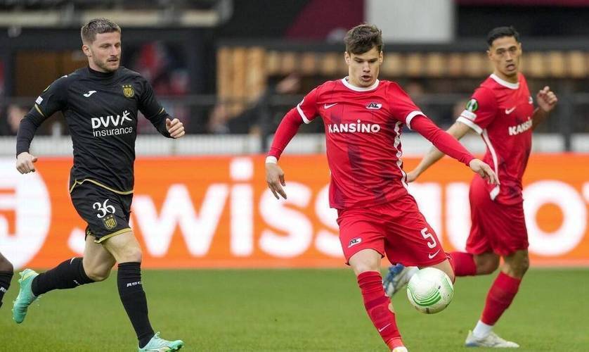 教练指导下 教练指导下