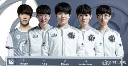 待她在本次 待她在本次