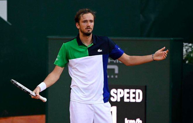 更牽動著主 更牽動著主