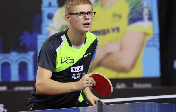 球员们用他 球员们用他