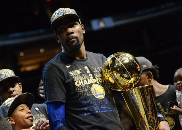 主场氛围 主场氛围