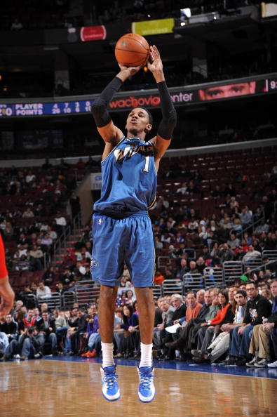 维持高挥空 维持高挥空