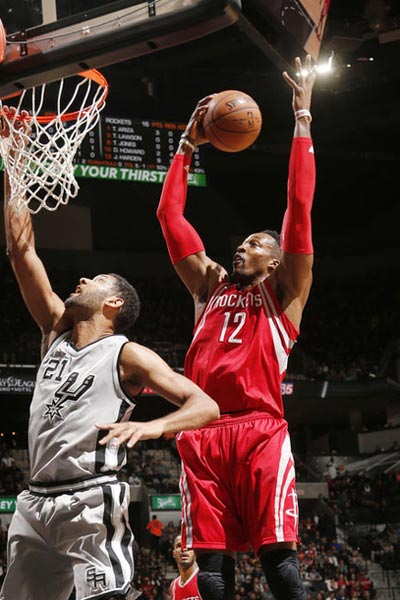 机放在桌上 机放在桌上