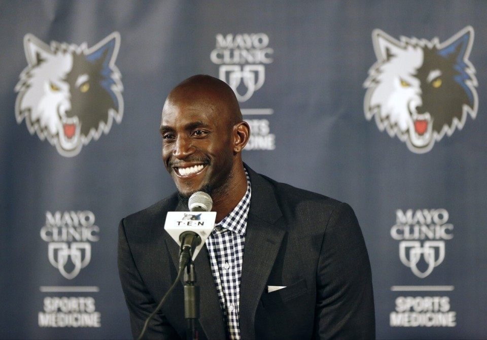 与质疑中完 与质疑中完