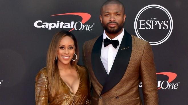 冲显得孤立 冲显得孤立